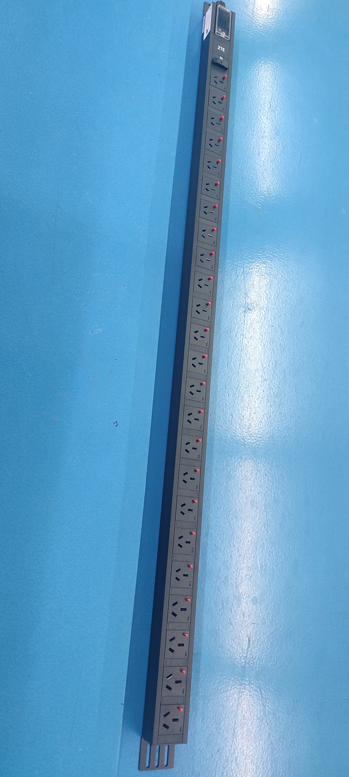 GDE-32A-lgt-20GB10A+4GB16A-FT-B product image 9