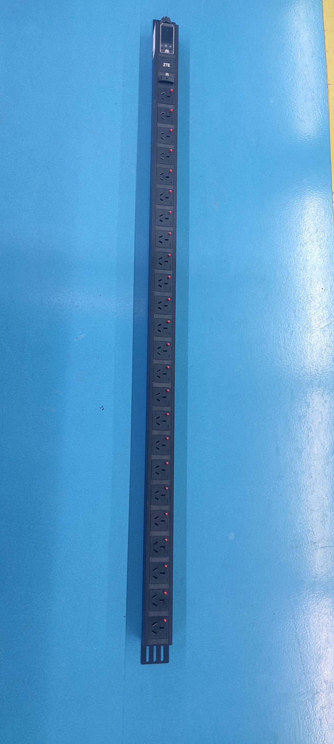 GDE-32A-lgt-20GB10A+4GB16A-FT-B product image 10
