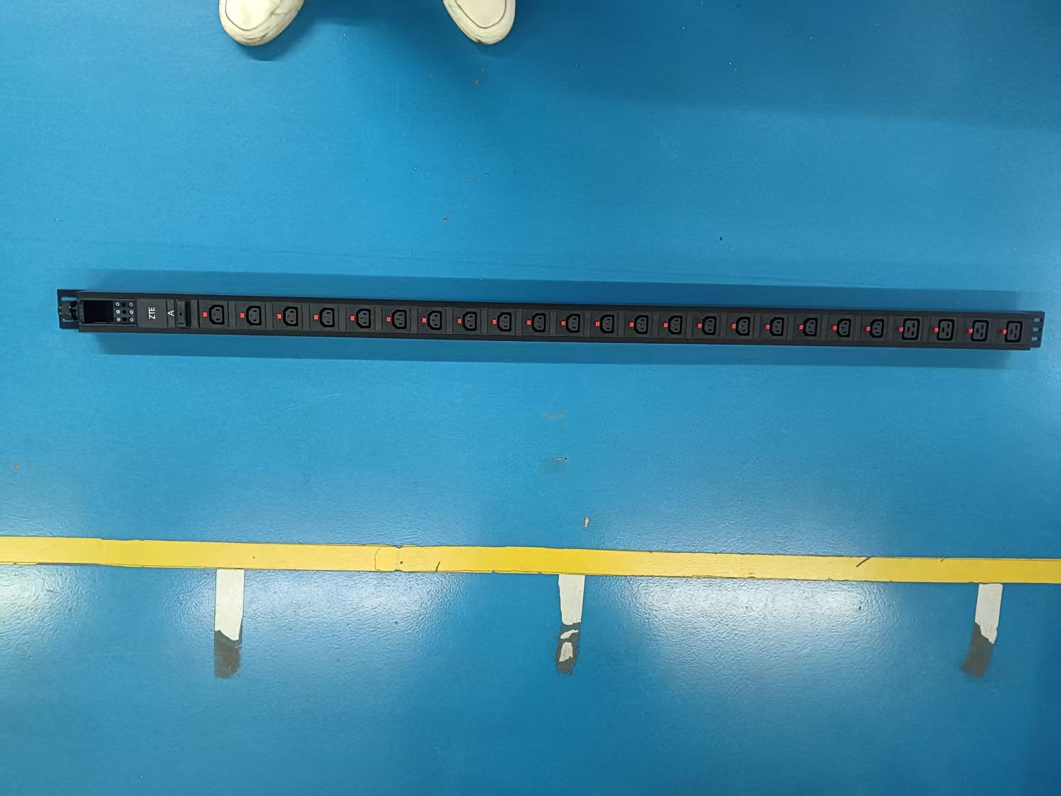 GDE-32A-lgt-20C13+4C19-FT-A product image 4