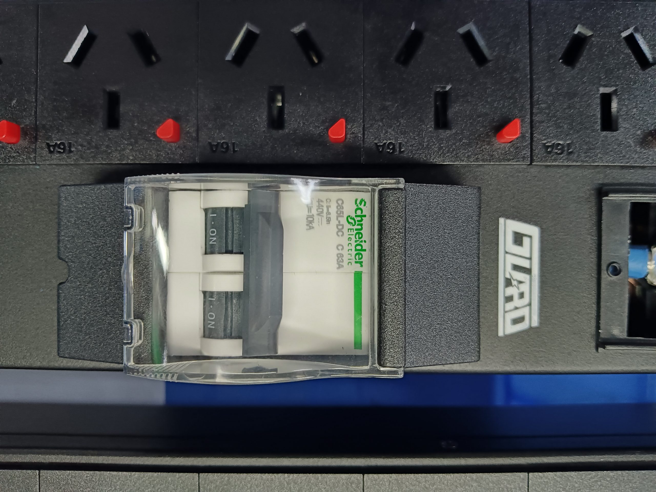 PDU-DC240V-63A2P-F-10GB16A-GDZ-GDZ-63A2P-lgt-10GB16A-FT product image 5