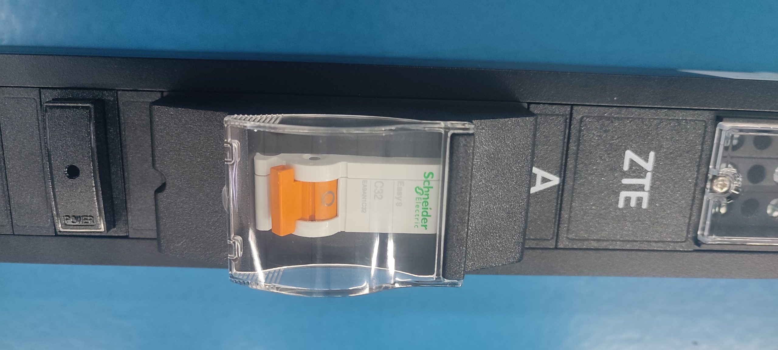 GDE-32A1P-lgt-20GB10A+4GB16A-FT-B product image 9