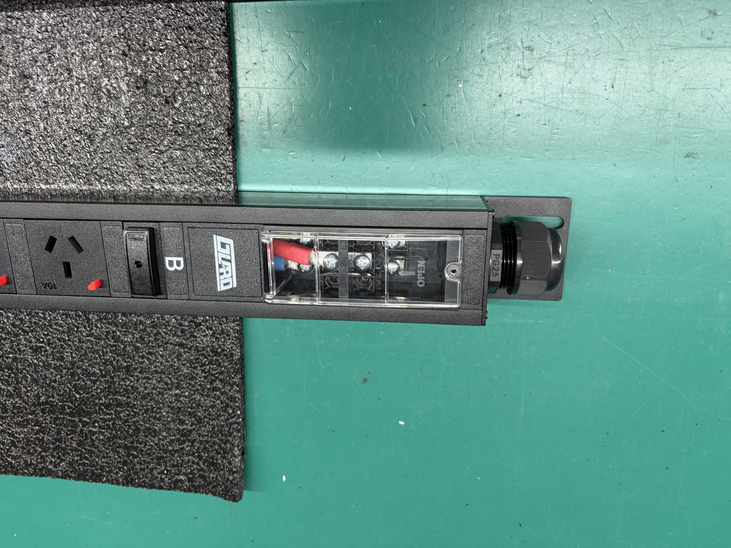 GDE-63A-lgt-20GB10A+4GB16A-FT-B product image 12